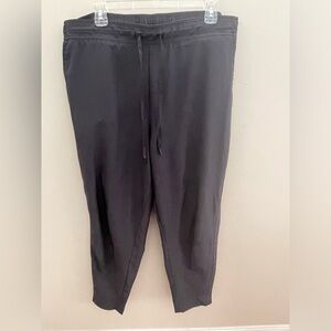 Eddie Bauer athletic pant